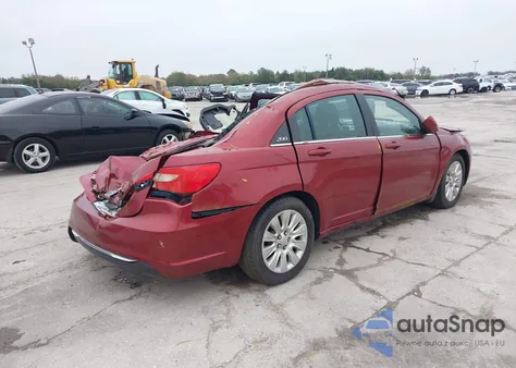 2013 Chrysler 200 Lx из США, поврежденный, VIN 1C3CCBAB4DN561783